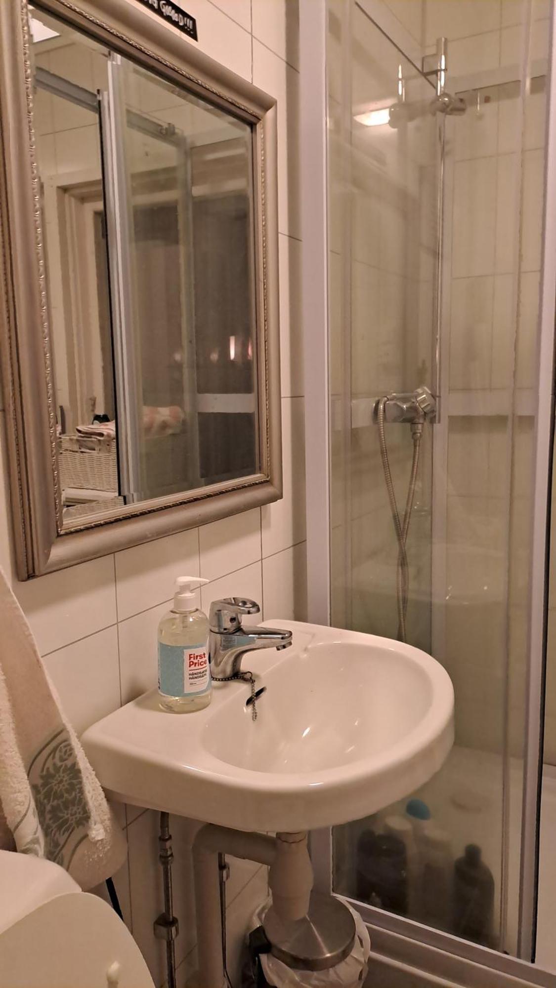 Kule Gule Huset Apartment Svolvaer Ngoại thất bức ảnh